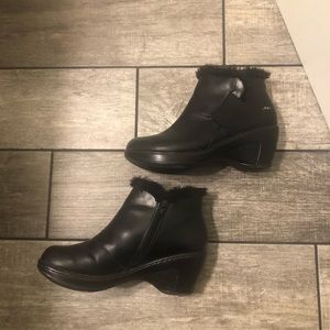 JBU Fur Lined Boots